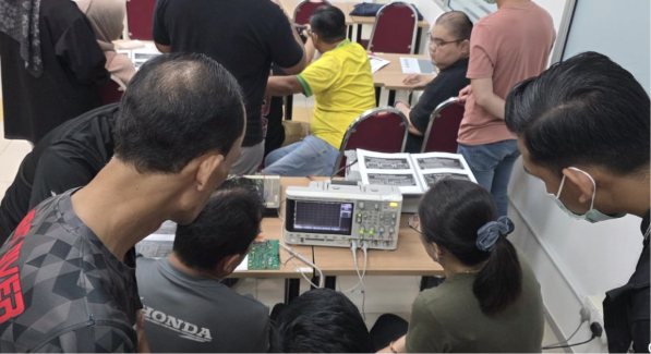 Live bench measurement during training